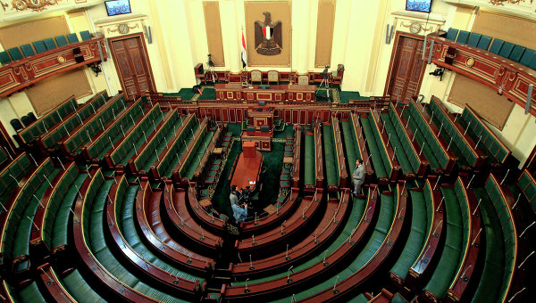 Зал заседаний нижней палаты парламента Египта